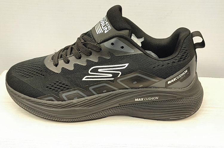 کفش مردانه اسکیچرز مدل SKX | زیره MAX CUSHION | رنگ مشکی | ام تی کالکشن